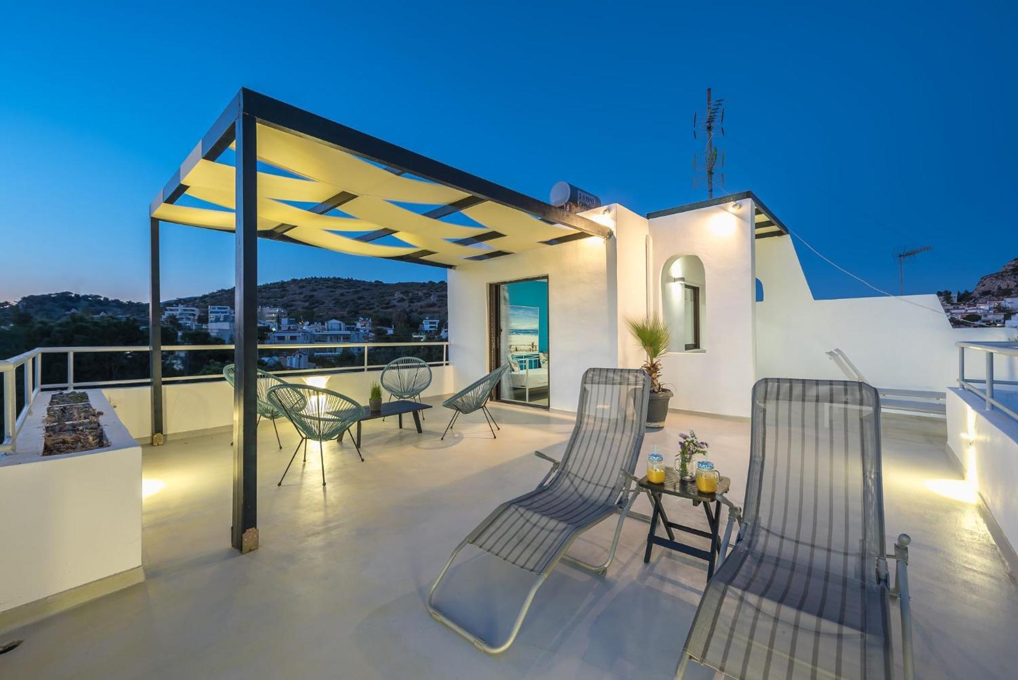 Adelos Maisonette Near Vouliagmeni Apartment *